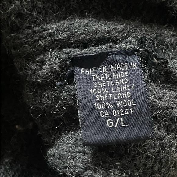 100% Wool Grey Cable Knit Sweater - Picture 5 of 5